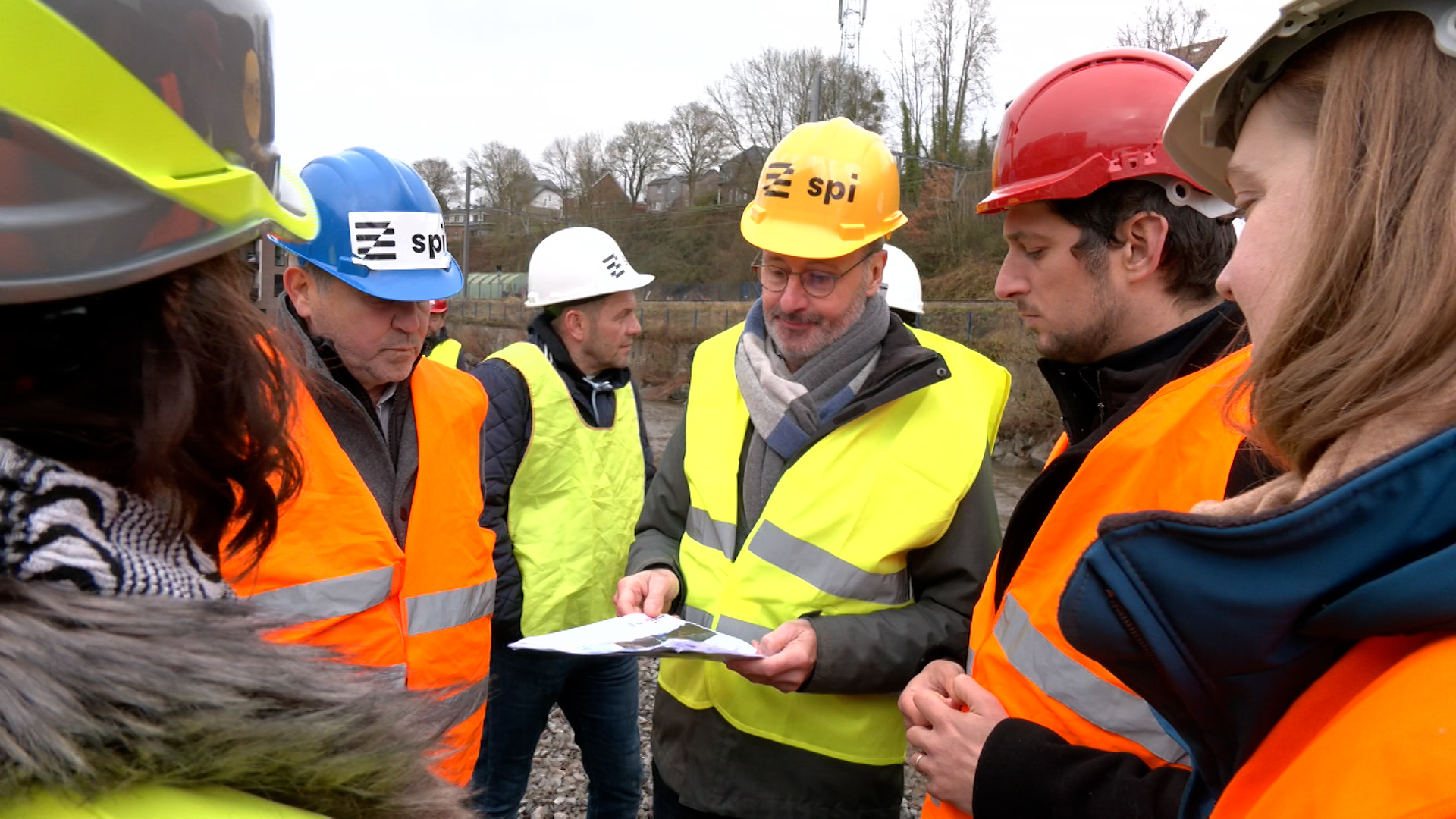 Inondations: le nouveau gouvernement visite les chantiers