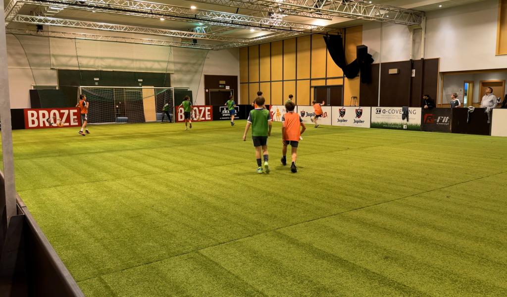 Waimes: un 1er tournoi de foot indoor dans la salle Oberbayern!