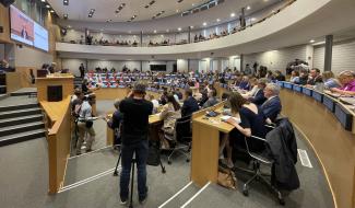 Décontractés, nos nouveautés députés ont prêté serment à la Fédération Wallonie-Bruxelles