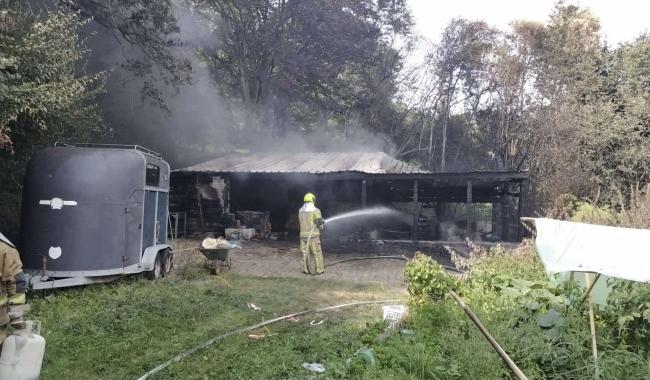 Un hangar à foin prend feu à Olne : pas de blessé